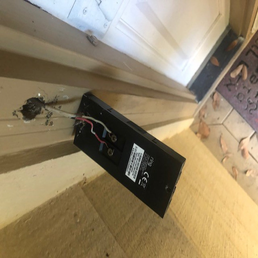Support de montage Ring Doorbell Pro pour cadre de porte