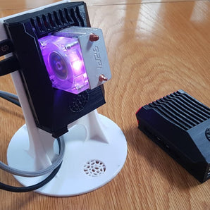Boîtier Overclocked Raspberry Pi 4 avec support SSD et socle