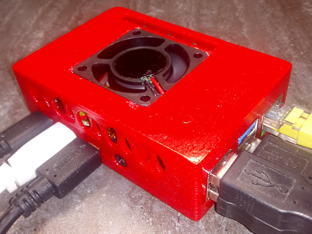 Boîtier Raspberry Pi 4 avec bouton et ventilateur