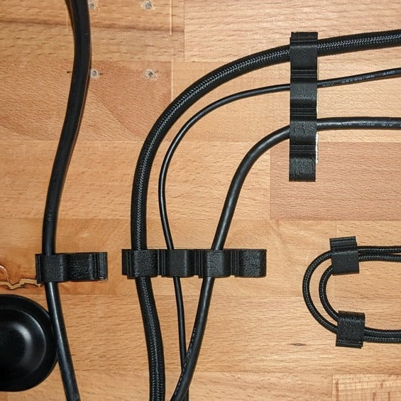 Clips de gestion des câbles (différentes tailles)