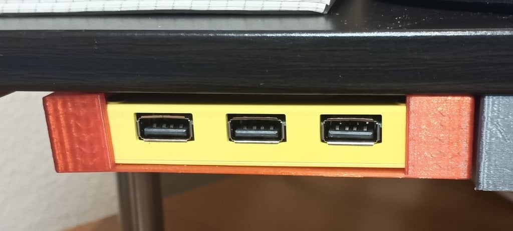 Montage sous étagère pour hub USB